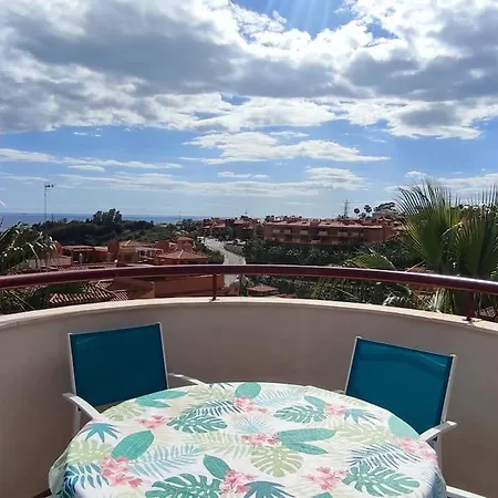 Atico Con Vistas Al Mar Y Terrazas En Cabopino Playa Marbella